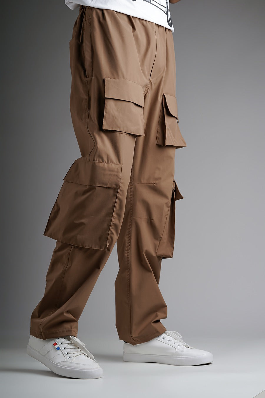 TAN CARGOS