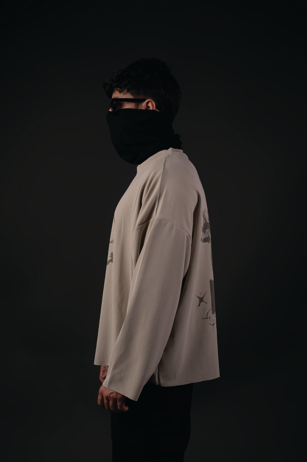 ALL WE NEED IS MONEY - GREIGE