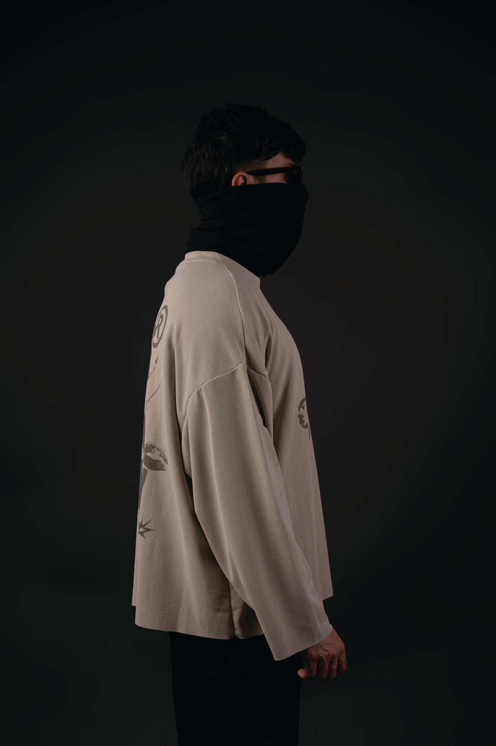 ALL WE NEED IS MONEY - GREIGE